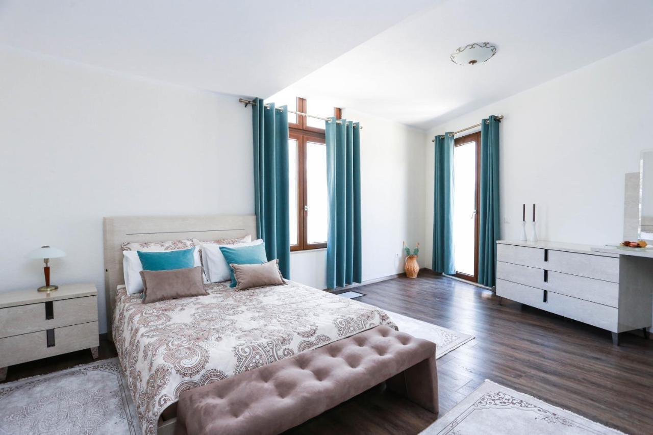 Villa Semiramis Tivat Ngoại thất bức ảnh