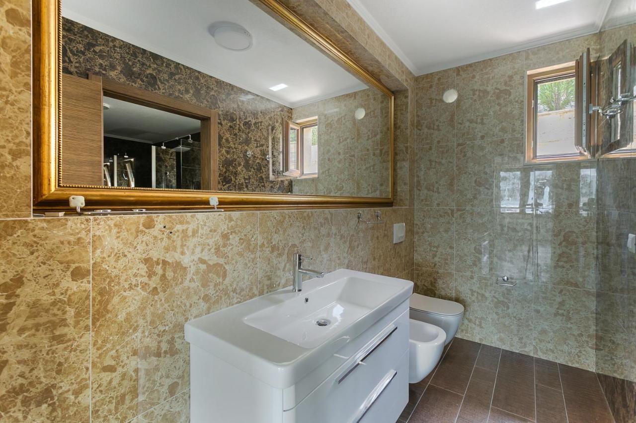 Villa Semiramis Tivat Ngoại thất bức ảnh